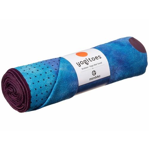 9 Best Yoga Towels for Sweaty Hands 2019